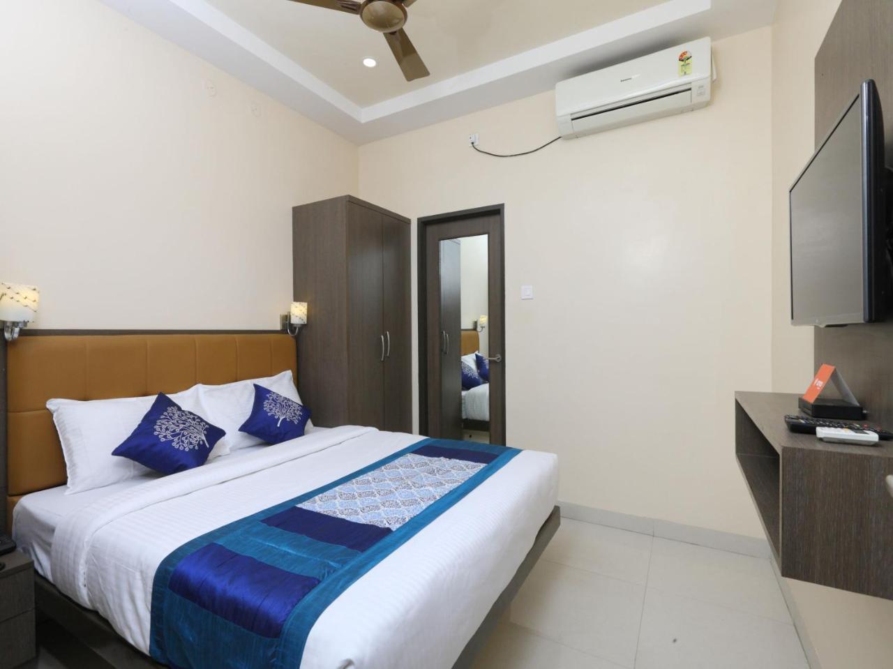 Oyo 14934 Kalyani Grand Hotel Chennai Exterior foto